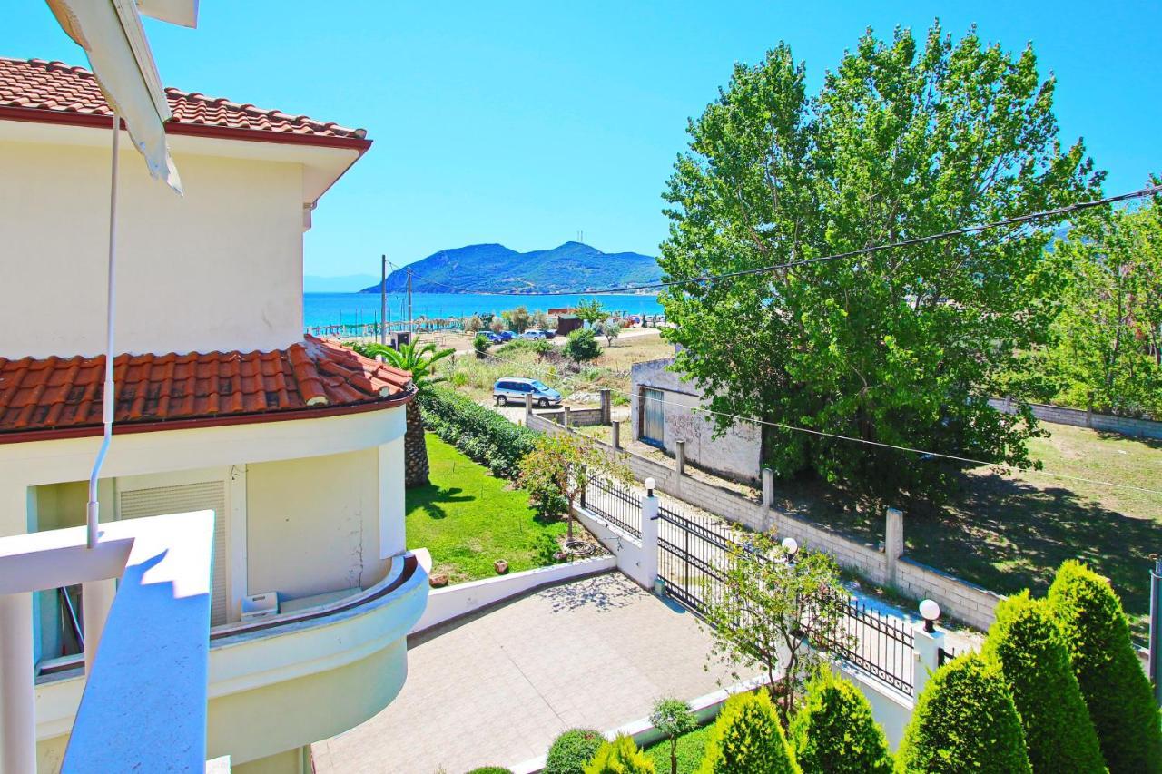 Starfish Villa Nea Iraklitsa Exterior foto